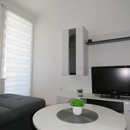 Apartment Apartman City *